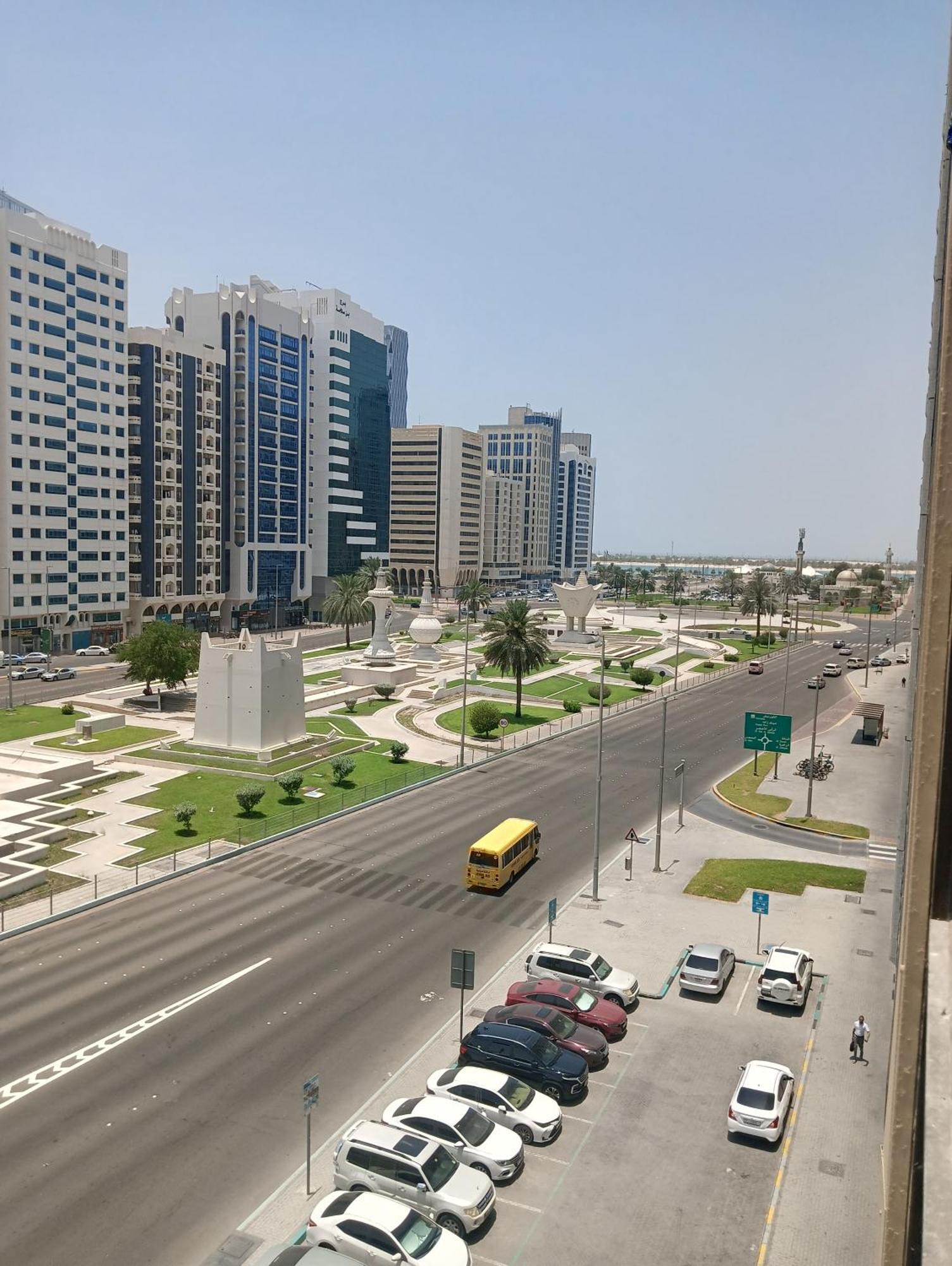 Single Room Near "World Trade Centre&Beach" Abudhabi Abu Dhabi Exterior photo